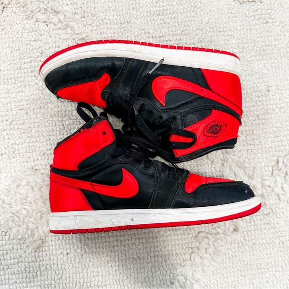 Nike Black and Red High-Top Sneakers